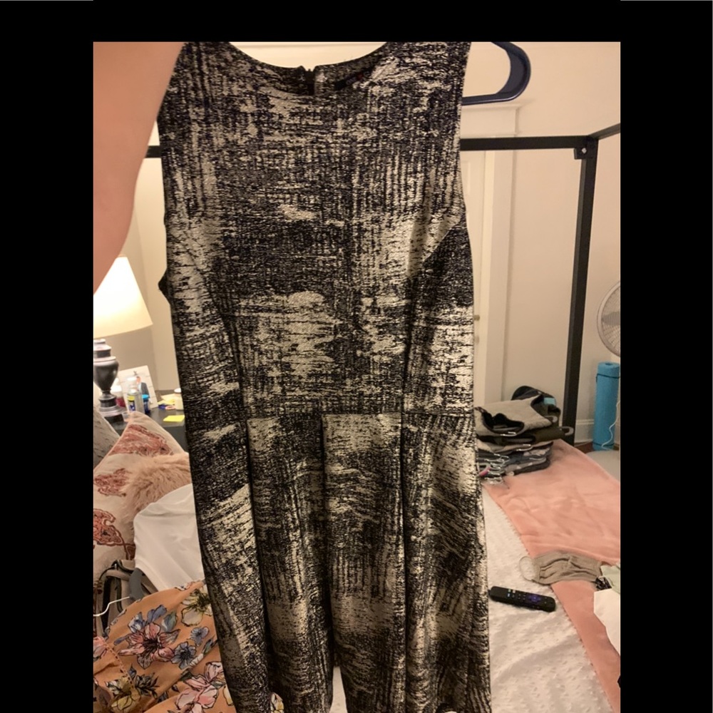 Black and gold cocktail/wedding/homecoming dress